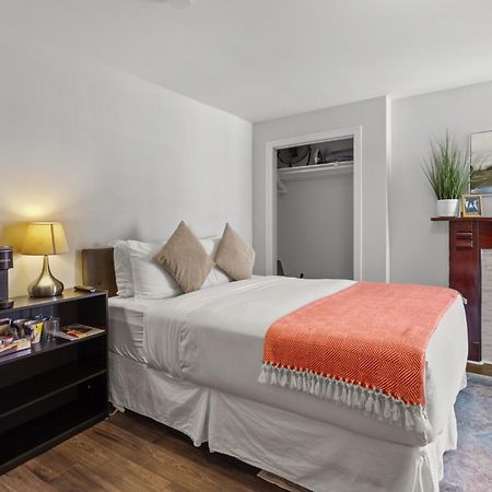 Mckay Manor On Duckworth Hotel St. John's Bagian luar foto