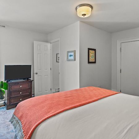 Mckay Manor On Duckworth Hotel St. John's Bagian luar foto