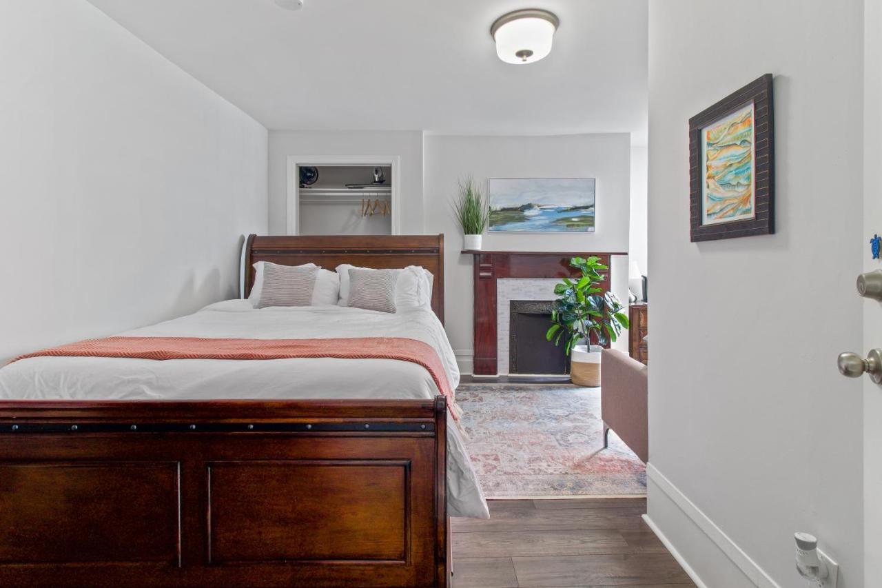 Mckay Manor On Duckworth Hotel St. John's Bagian luar foto