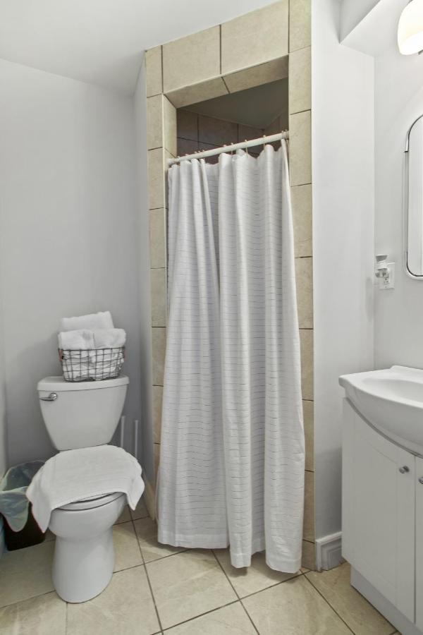Mckay Manor On Duckworth Hotel St. John's Bagian luar foto