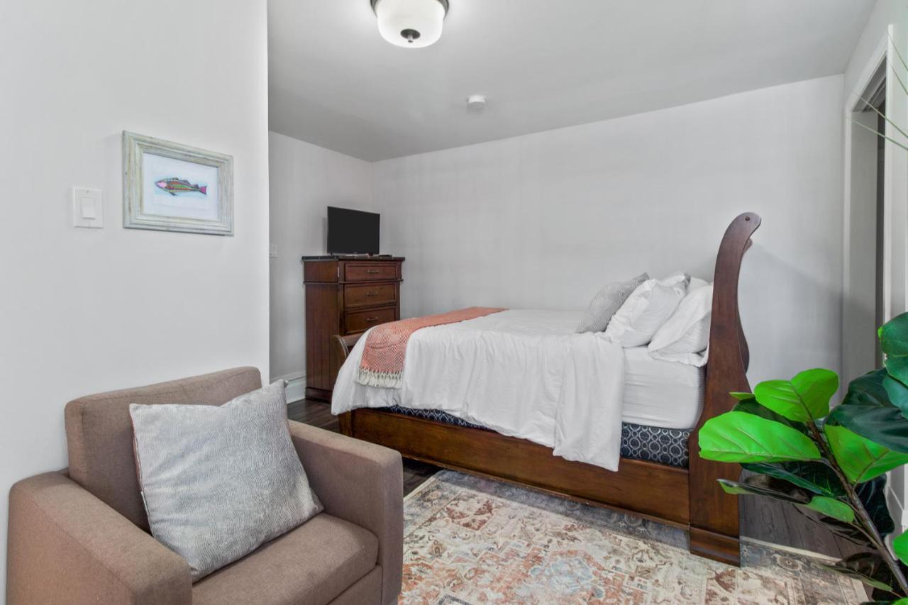 Mckay Manor On Duckworth Hotel St. John's Bagian luar foto
